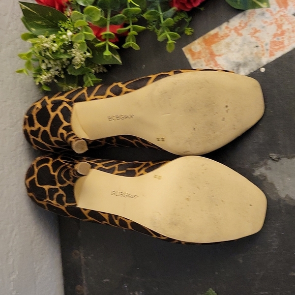 BCBGIRLS Leather Animal Hair Printed Giraffe Open Toe Heel 9 - Picture 12 of 15